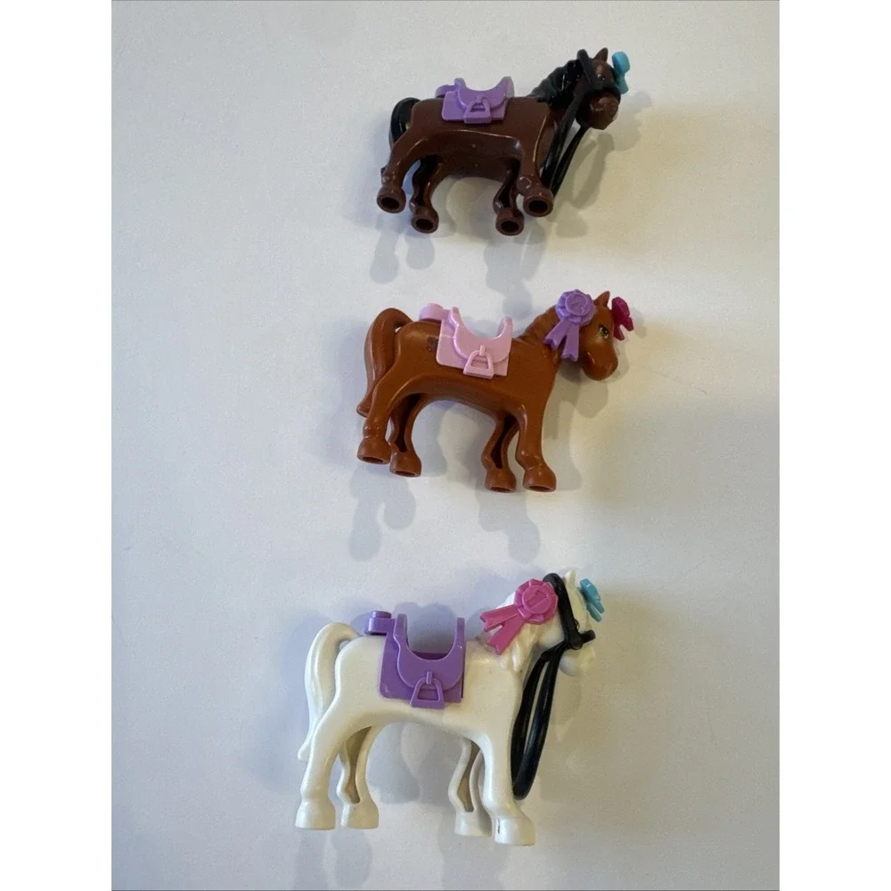 Lego Friends Horse Lot Mini Fig Bridle Saddle Carrot Bow Ribbons